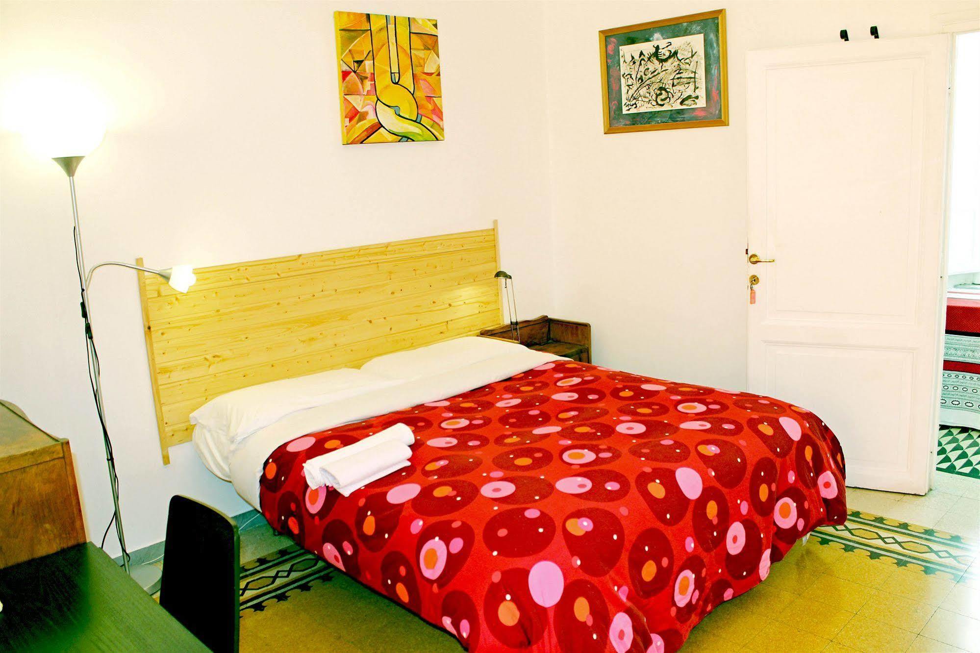 Galilei Guest House โรม ภายนอก รูปภาพ