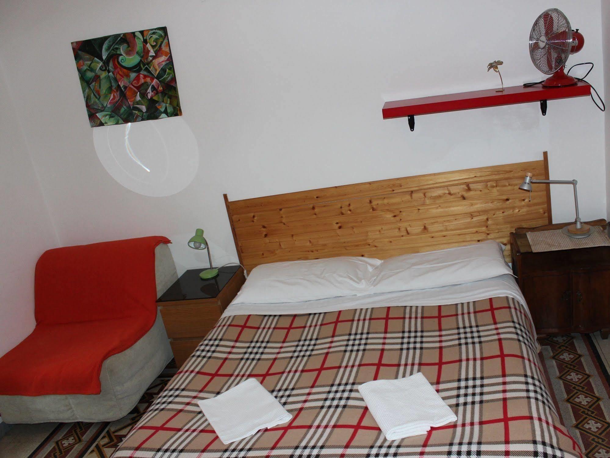 Galilei Guest House โรม ภายนอก รูปภาพ